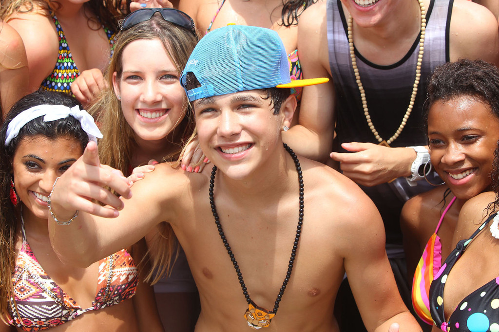 General photo of Austin Mahone