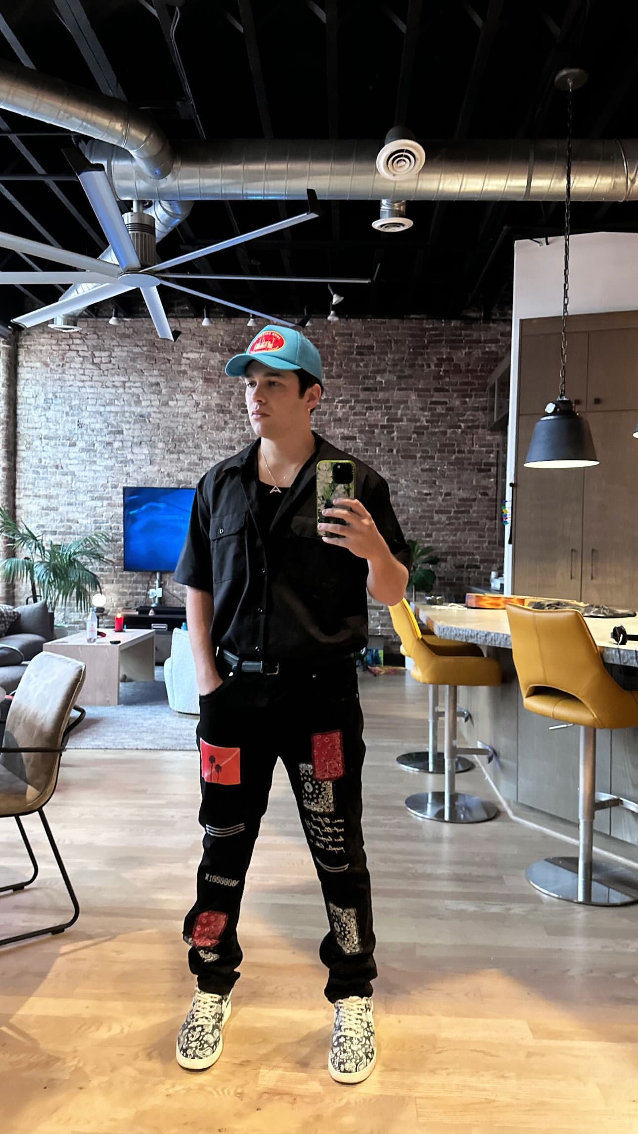 General photo of Austin Mahone