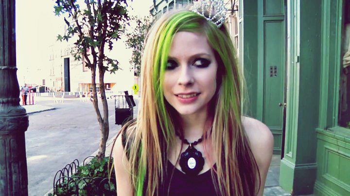 General photo of Avril Lavigne