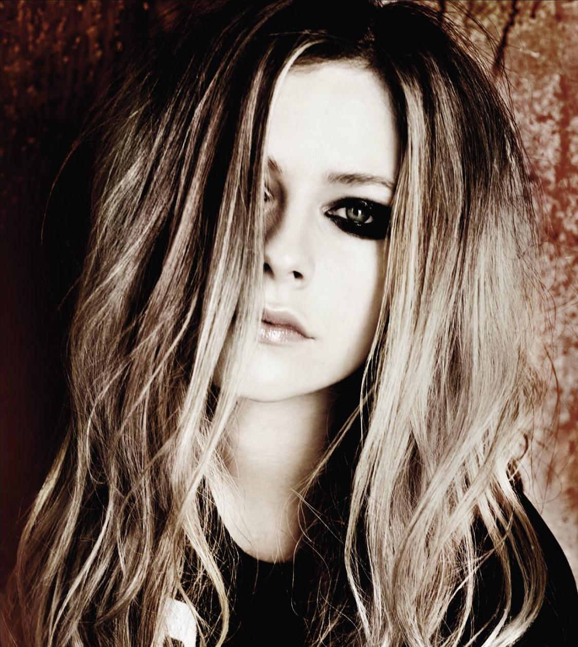 Picture of Avril Lavigne in General Pictures - avril-lavigne-1382309544 ...