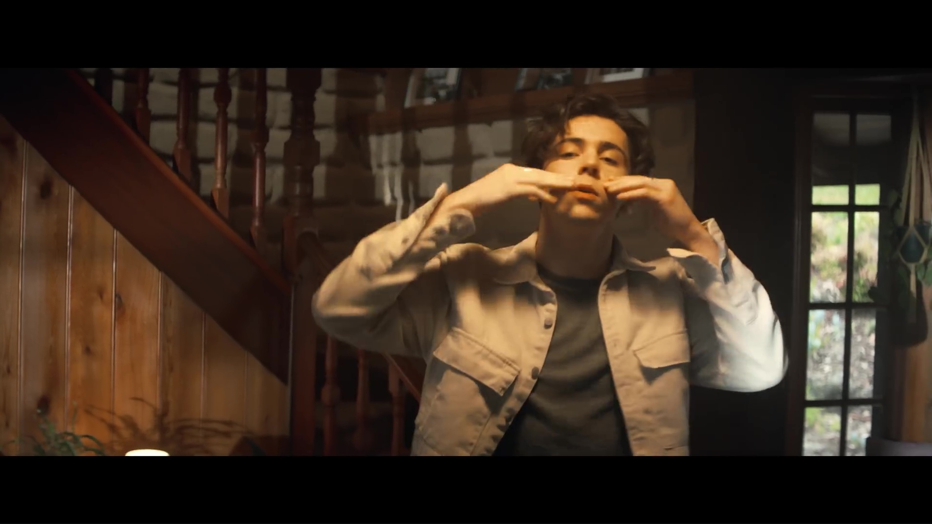 Aydan Calafiore in Music Video: Wide Awake