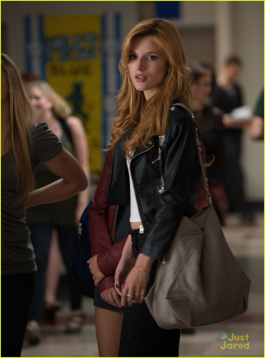 Bella Thorne in The DUFF