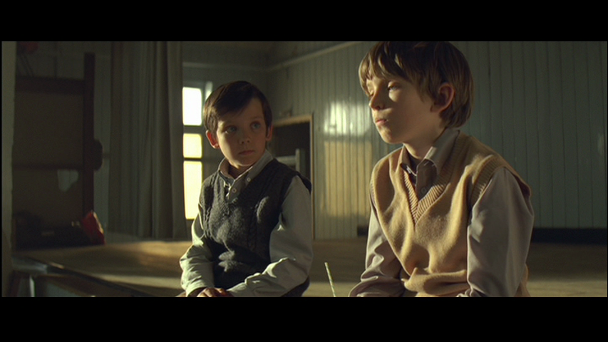 Bill Milner in Son of Rambow