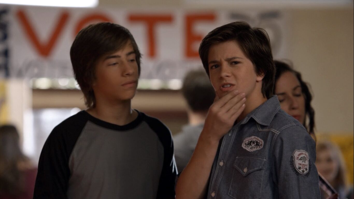 Billy Unger in No Ordinary Family, episode: No Ordinary Friends