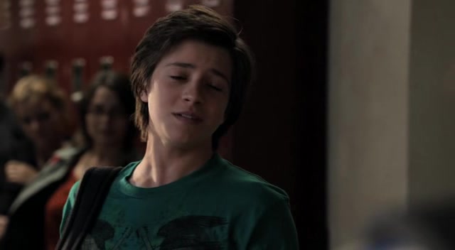 Billy Unger in No Ordinary Family, episode: No Ordinary Friends