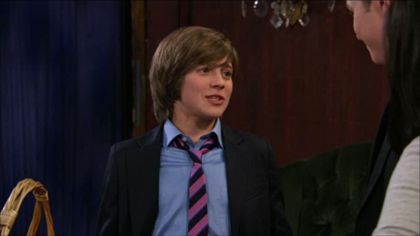Billy Unger in Sonny With A Chance, episode: Sonny with a 100% Chance of Meddling