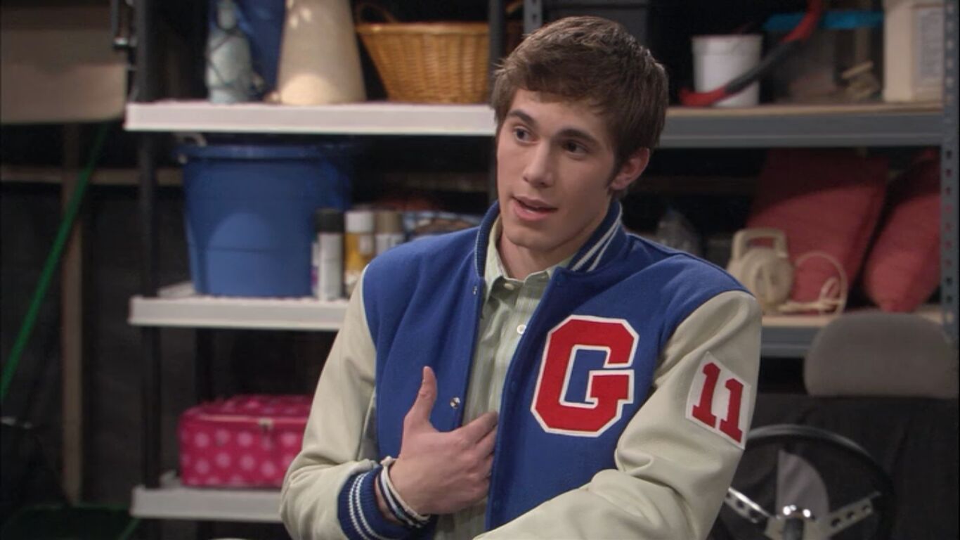 Blake Jenner in Melissa & Joey, episode: A House Divided