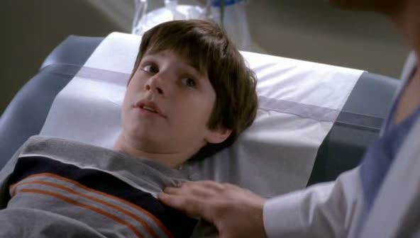 Braeden Lemasters in Grey's Anatomy, episode: Physical Attraction... Chemical Reaction
