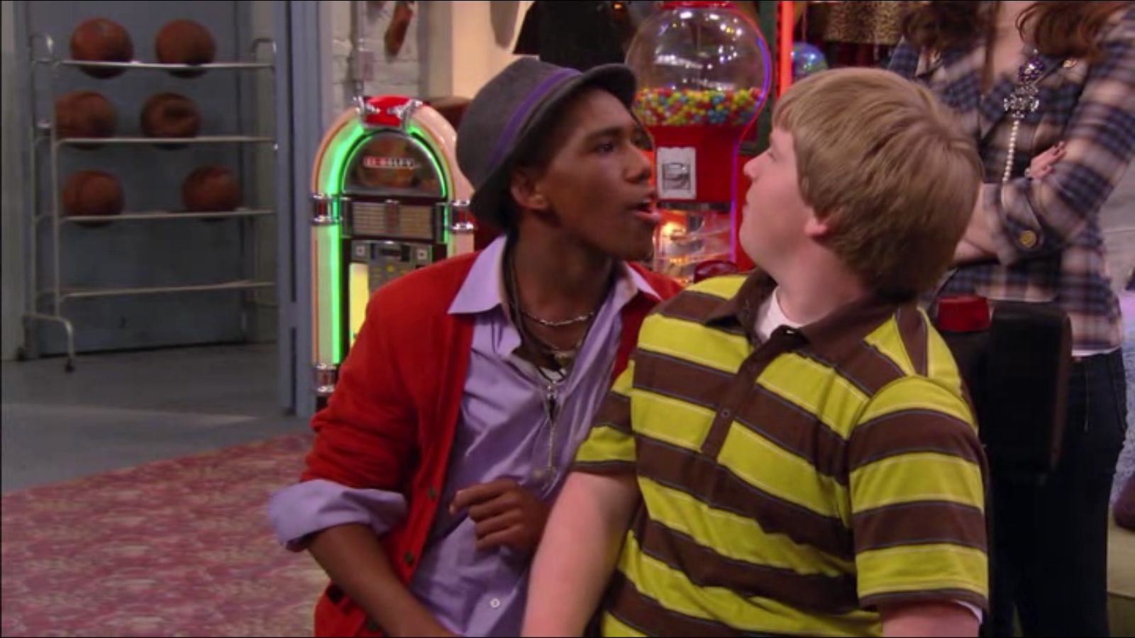 Brandon Mychal Smith in Sonny With A Chance, episode: Sonny in the Middle