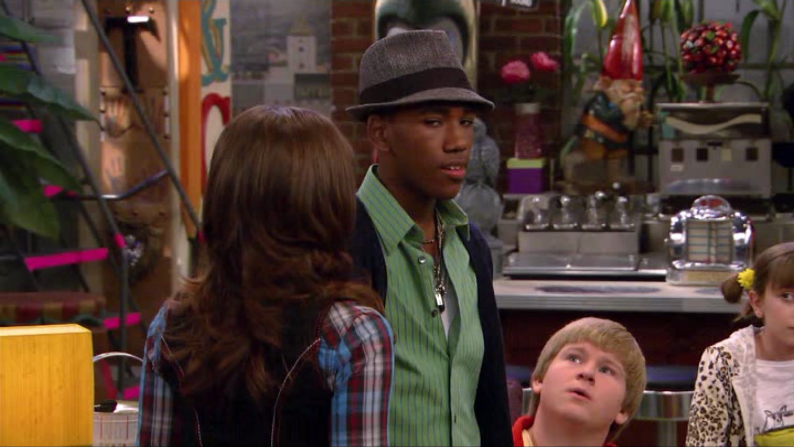 Brandon Mychal Smith in Sonny With A Chance, episode: Promises, Prom-mises