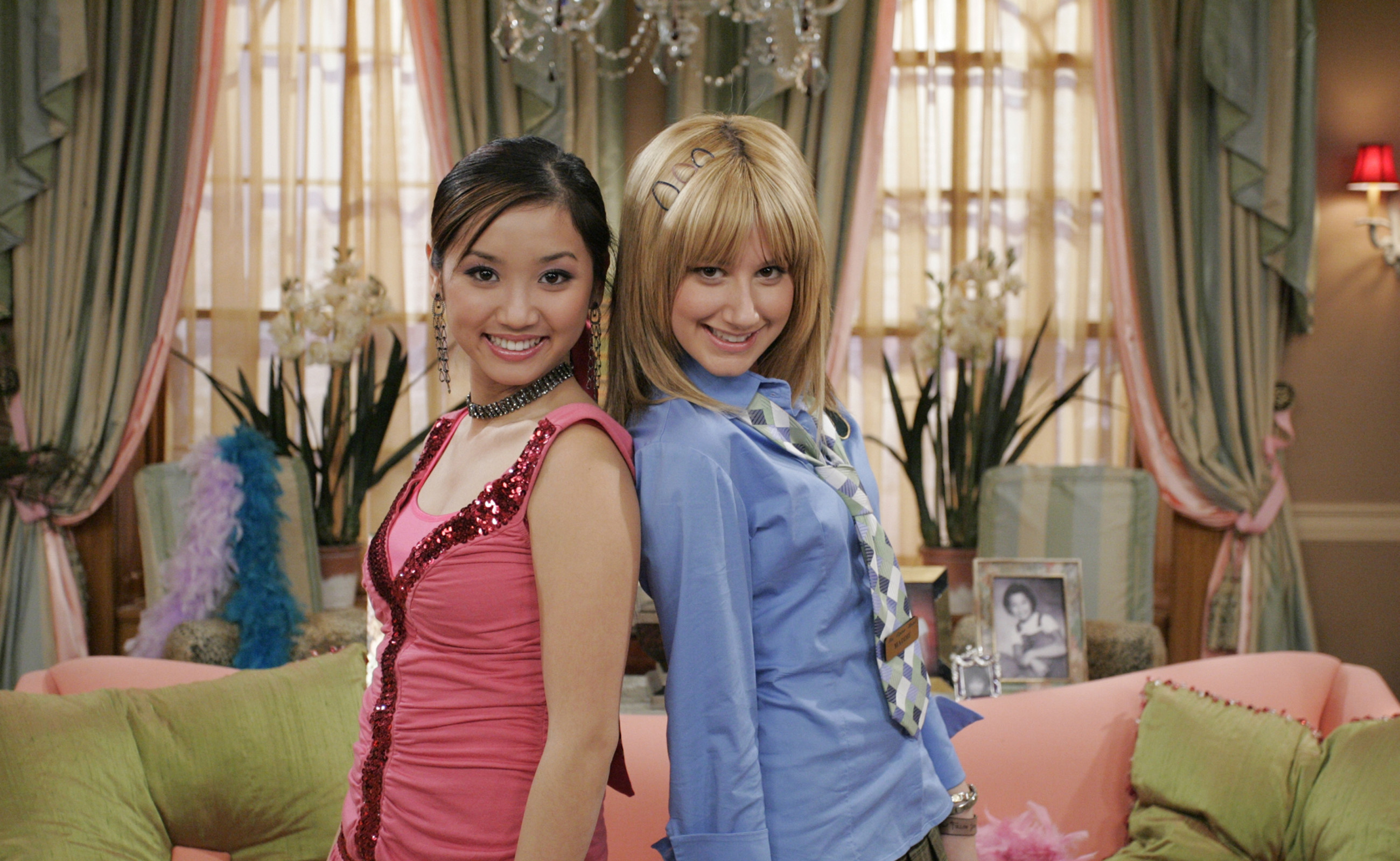 Brenda Song in The Suite Life of Zack and Cody (Season 1)