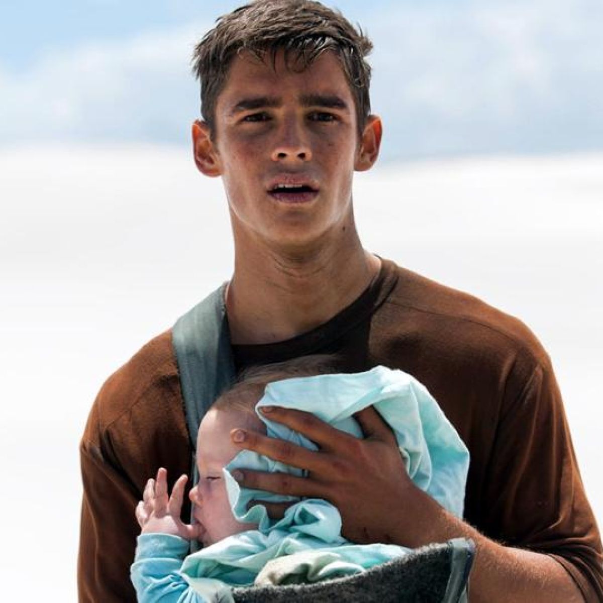 Brenton Thwaites in The Giver