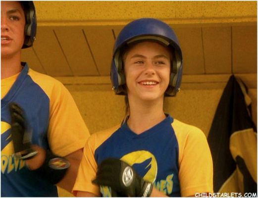 Caitlin Wachs in Air Bud: Seventh Inning Fetch