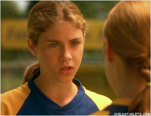 Caitlin Wachs in Air Bud: Seventh Inning Fetch