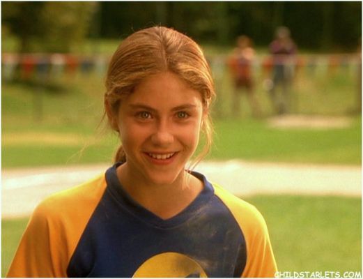 Caitlin Wachs in Air Bud: Seventh Inning Fetch