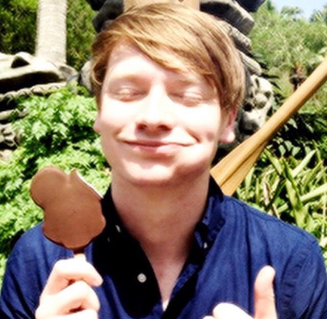 General picture of Calum Worthy - Photo 124 of 505. 