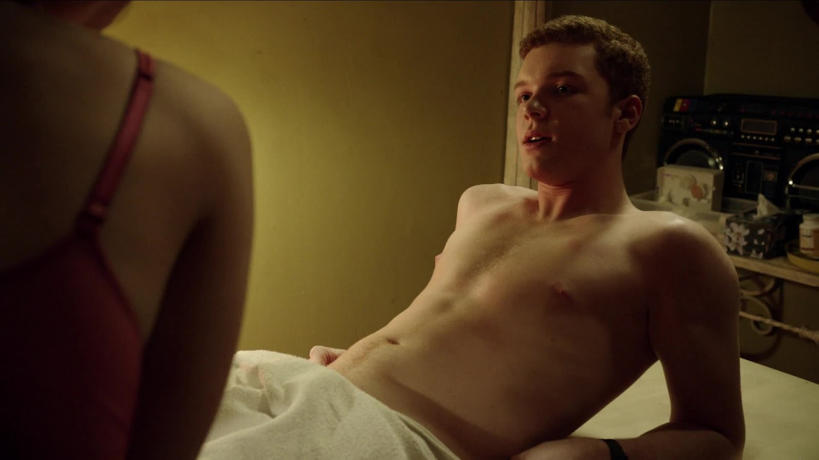 Cameron Monaghan in Shameless