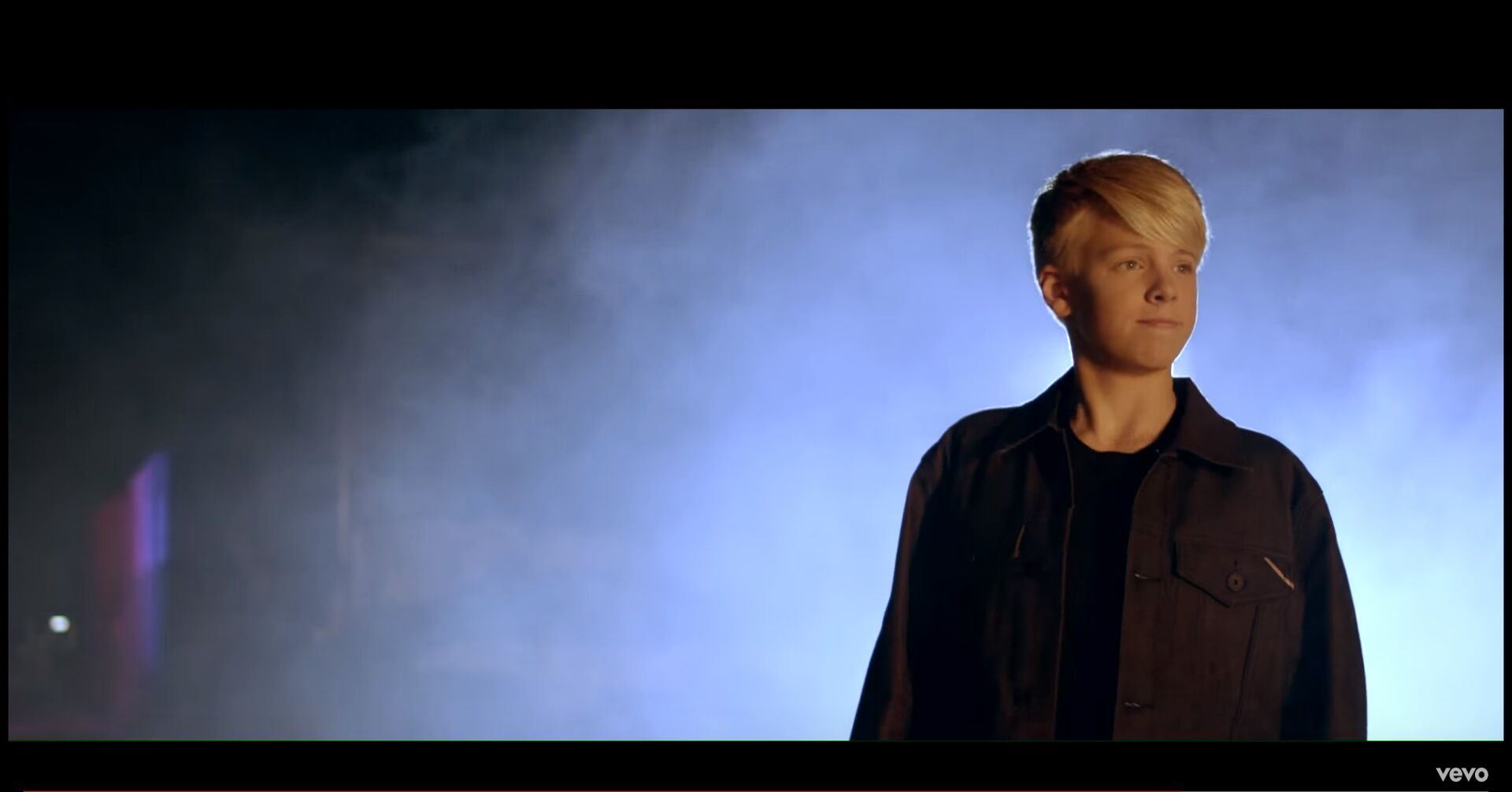 Carson Lueders in Music Video: You're The Reason