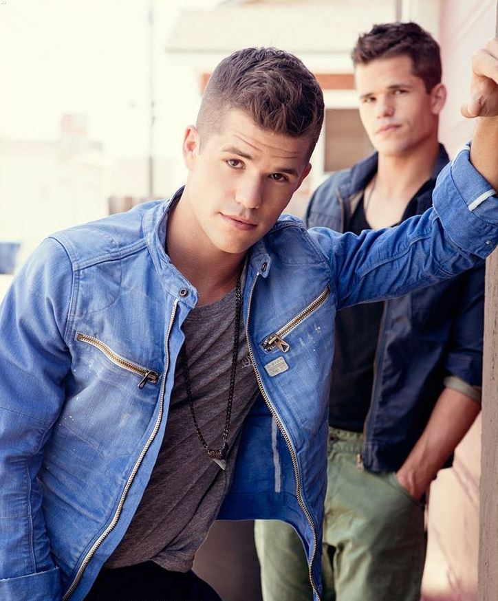 General photo of Charles & Max Carver