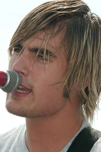 General photo of Charlie Simpson