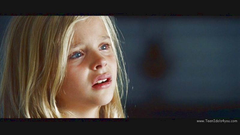 Chloë Grace Moretz in The Amityville Horror