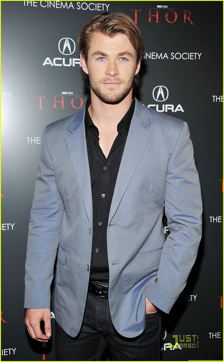 General photo of Chris Hemsworth