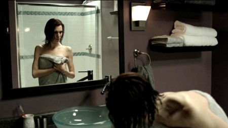 Christy Carlson Romano in Mirrors 2