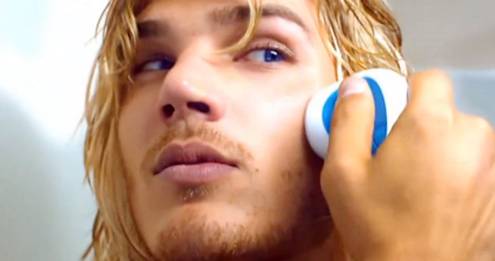 Chris Zylka in Kaboom