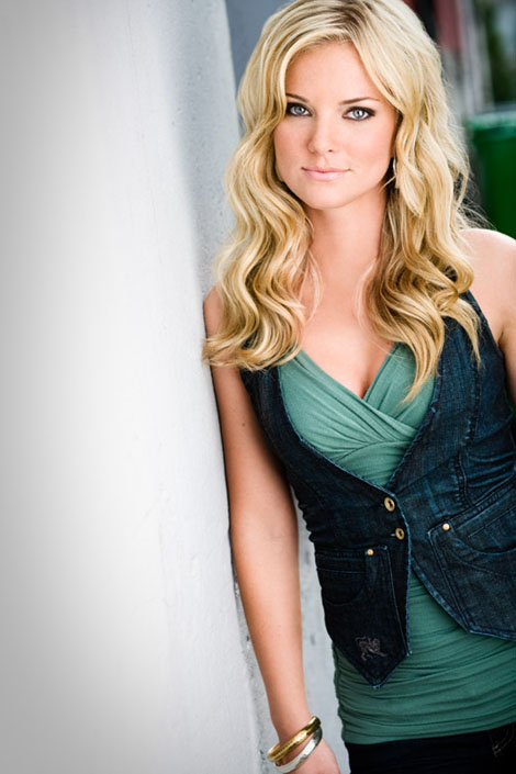General photo of Cindy Busby