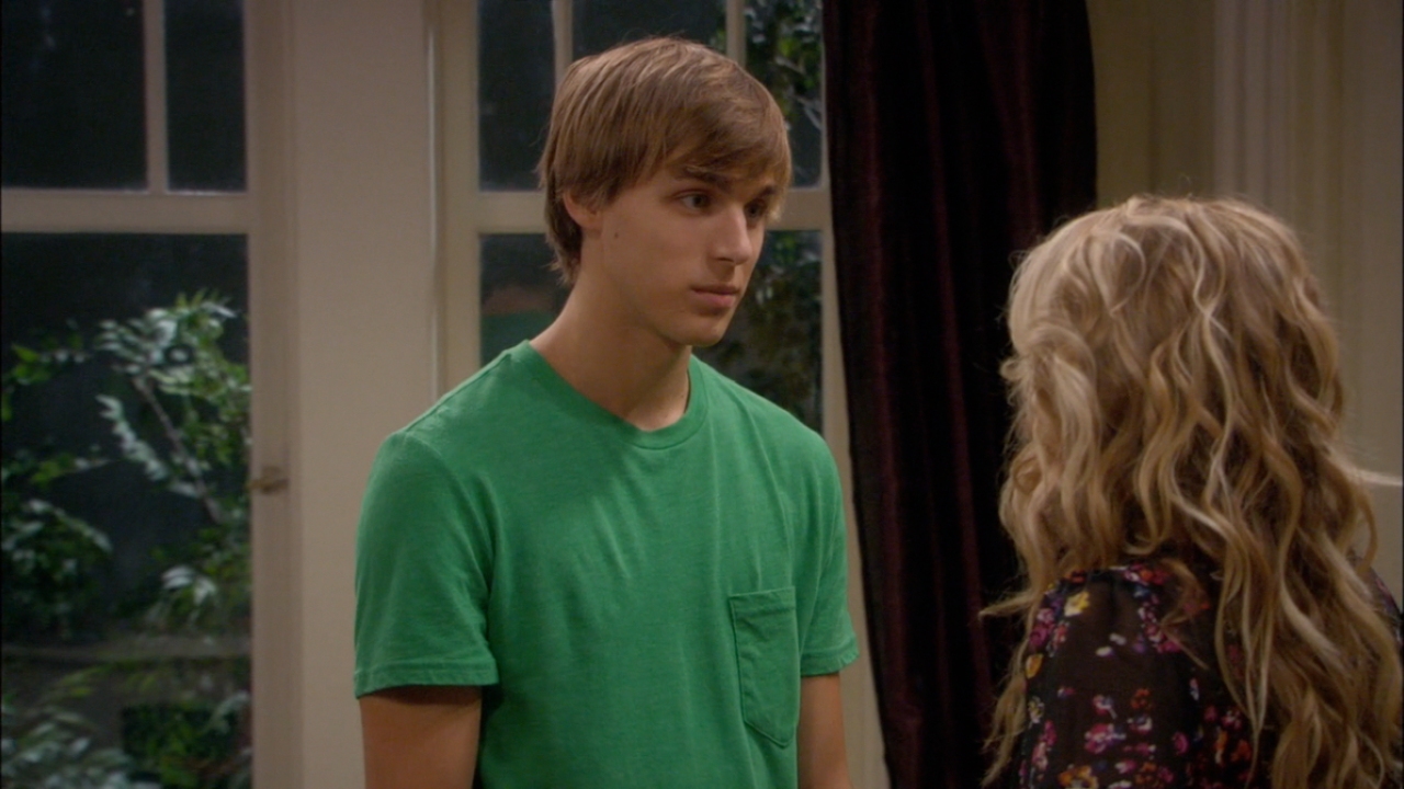 Cody Linley in Melissa & Joey