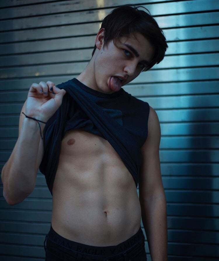 General photo of Colby Brock