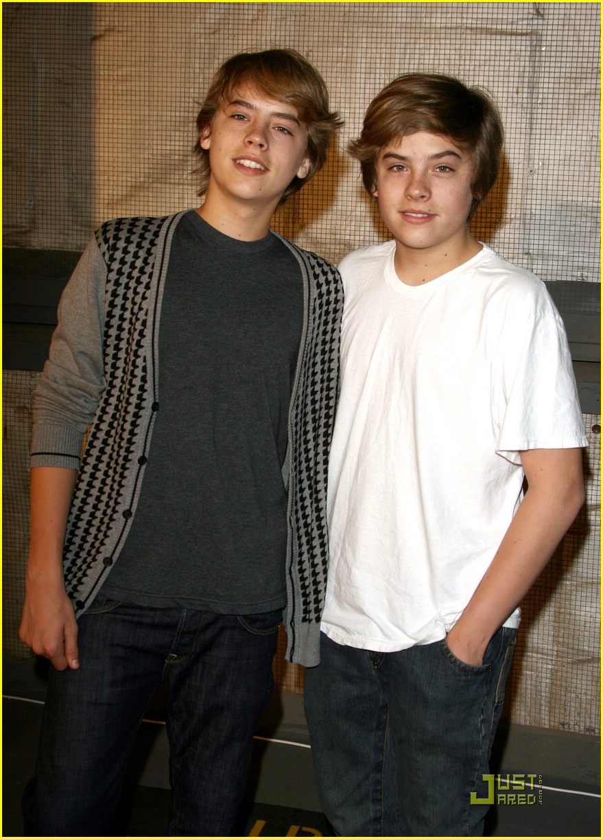 General photo of Cole & Dylan Sprouse