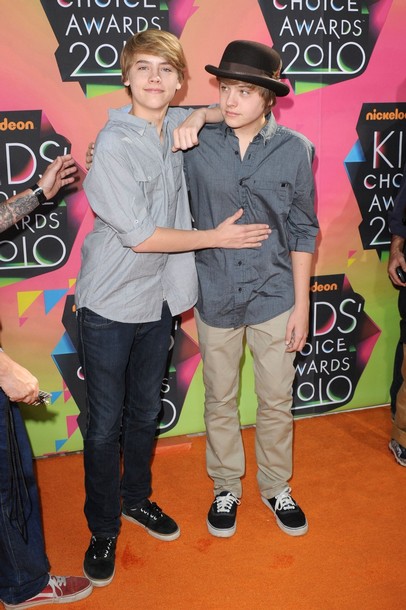 General photo of Cole & Dylan Sprouse