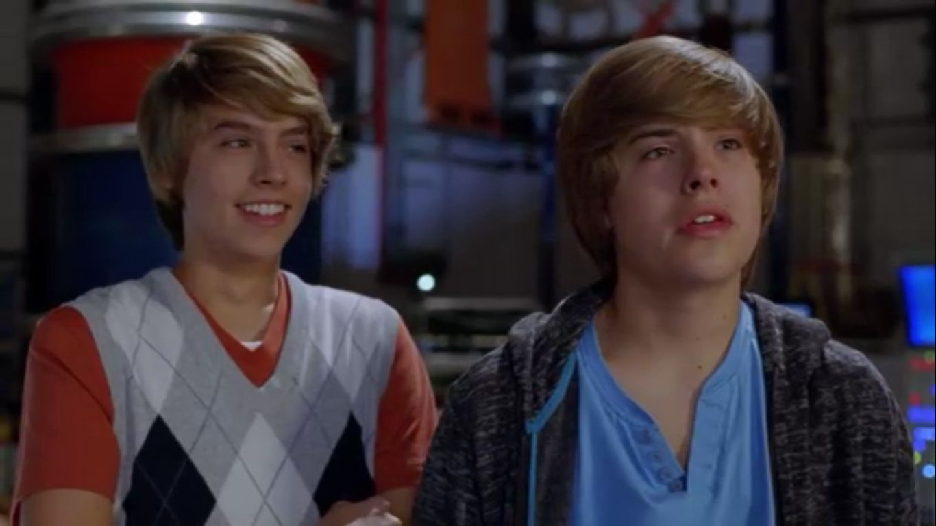 Cole & Dylan Sprouse in The Suite Life Movie
