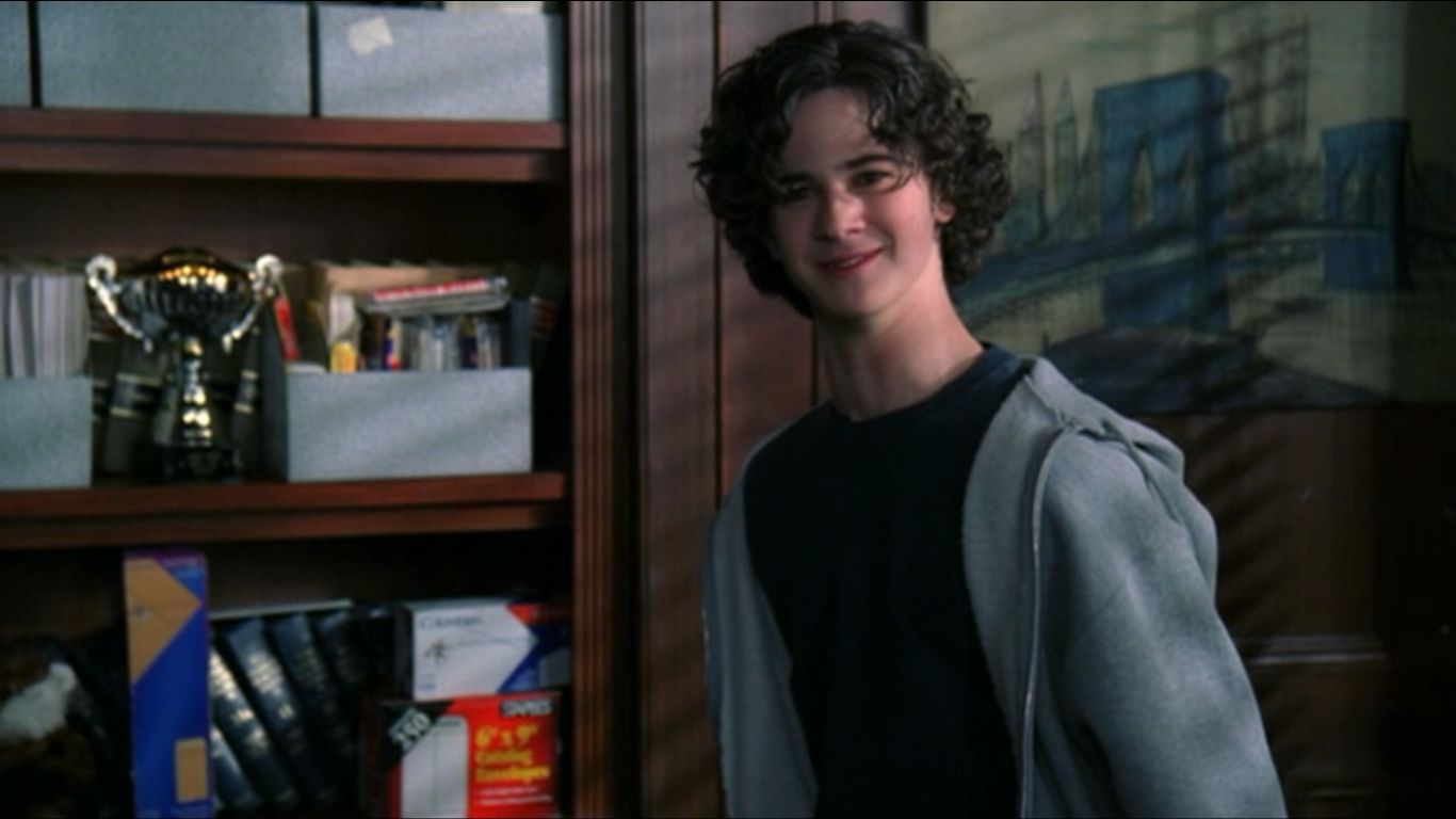 Connor Paolo in Law & Order: SVU, episode: Web