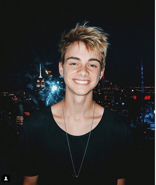 Picture of Corbyn Besson in General Pictures - corbyn-besson-1520383607 ...