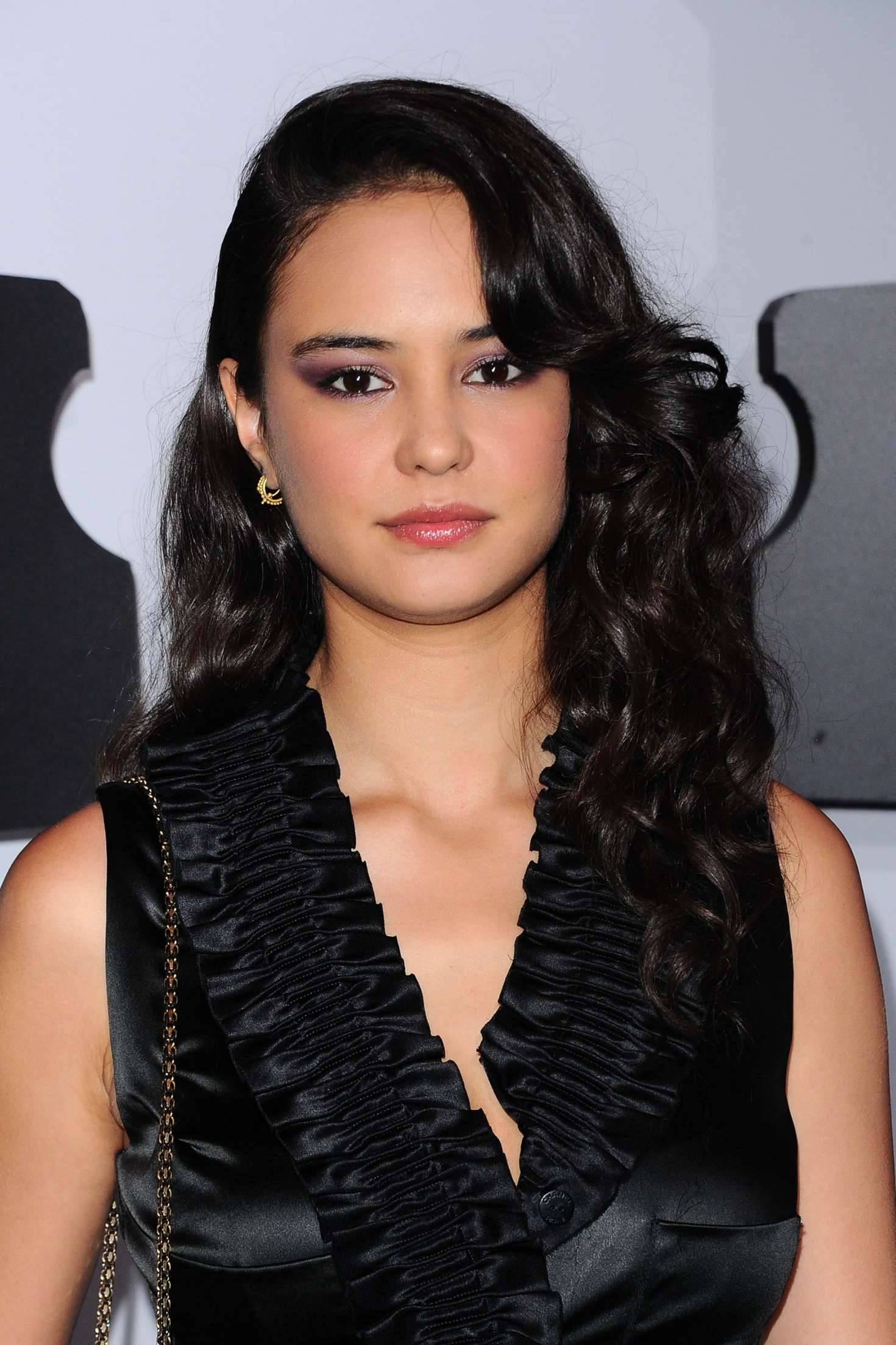 General photo of Courtney Eaton