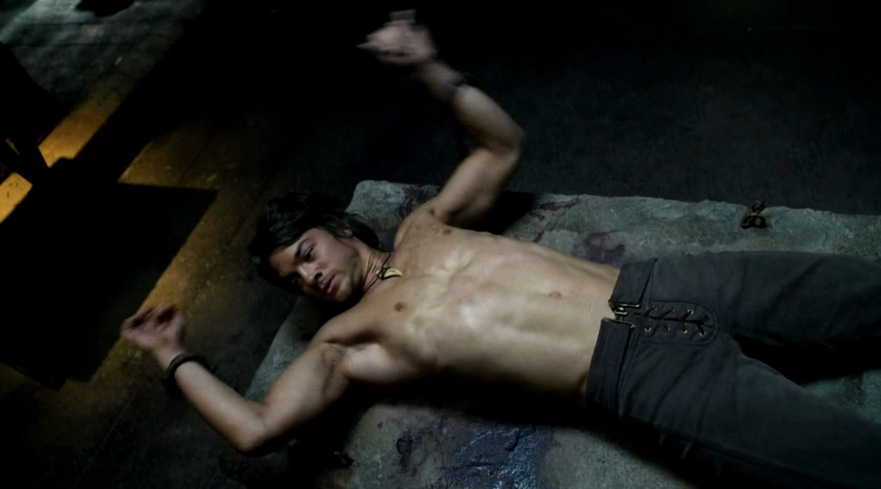 Craig Horner in Legend of the Seeker