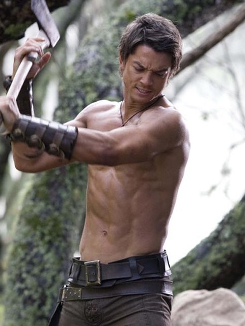 Craig Horner in Legend of the Seeker