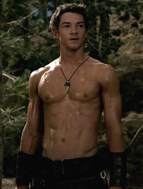 Craig Horner in Legend of the Seeker