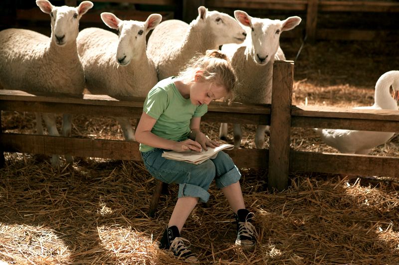 Dakota Fanning in Charlotte's Web