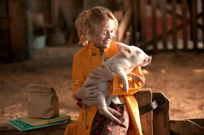 Dakota Fanning in Charlotte's Web