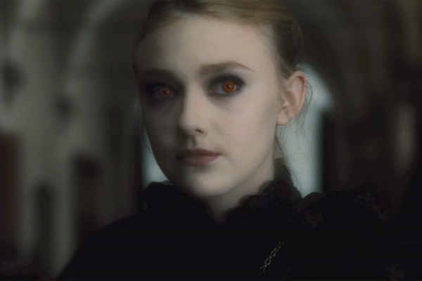 Dakota Fanning in The Twilight Saga: New Moon