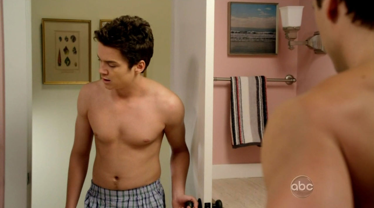 Dan Byrd in Cougar Town