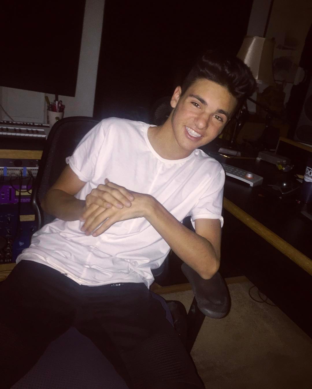 Picture of Daniel Skye in General Pictures - daniel-skye-1493409241.jpg
