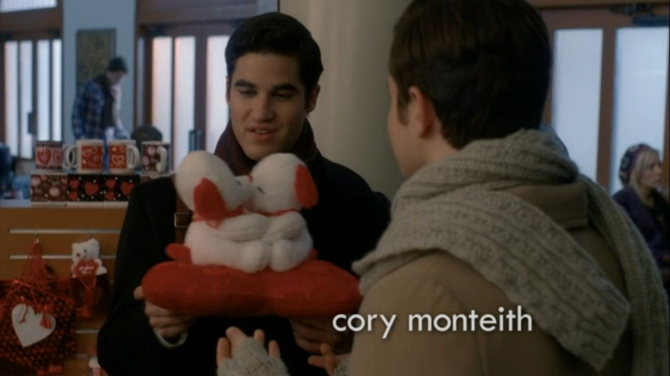 Darren Criss in Glee, episode: Silly Love Songs
