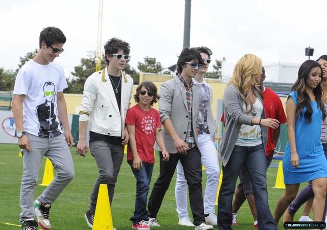 David Henrie in Disney Channel Games