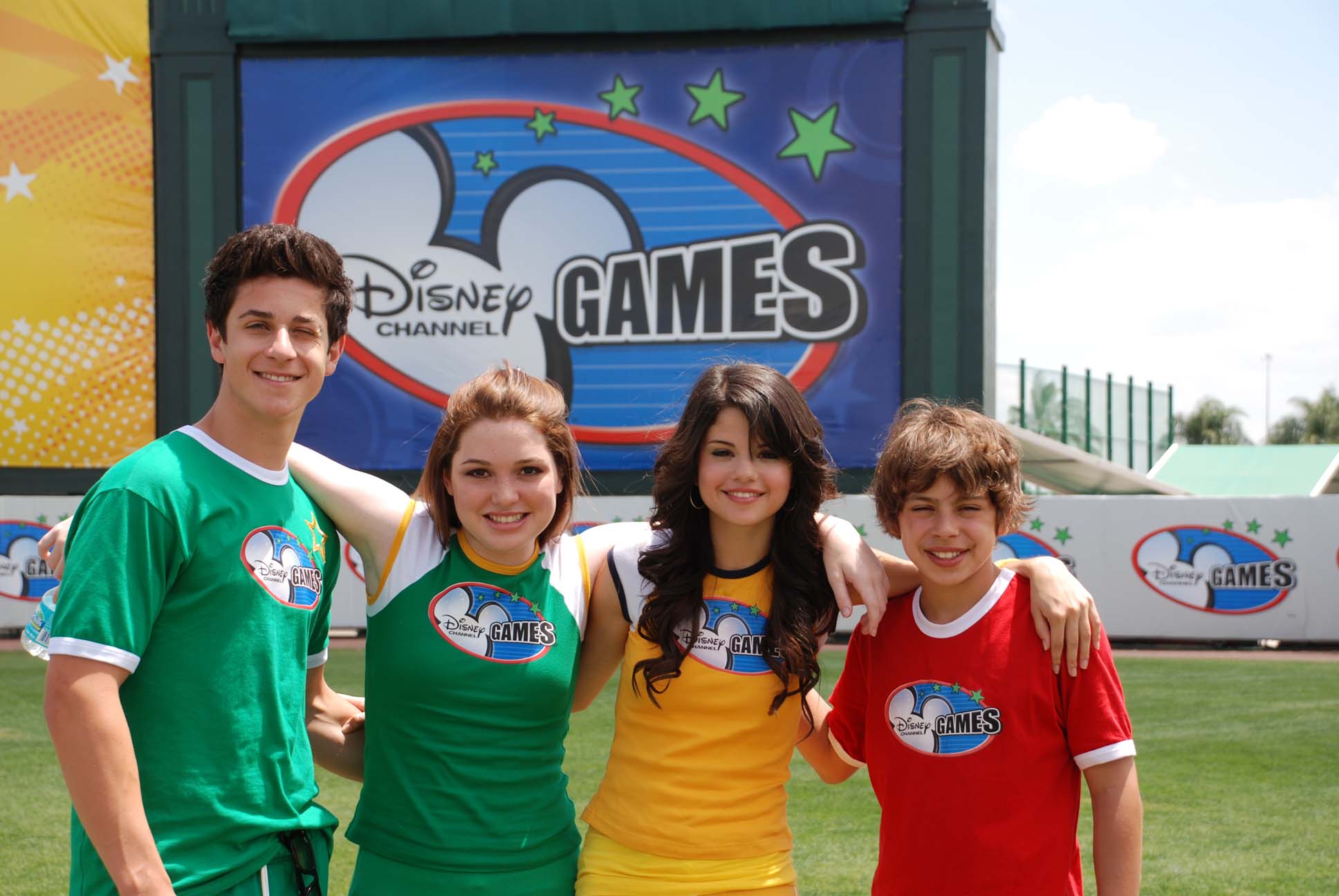 David Henrie in Disney Channel Games 2008