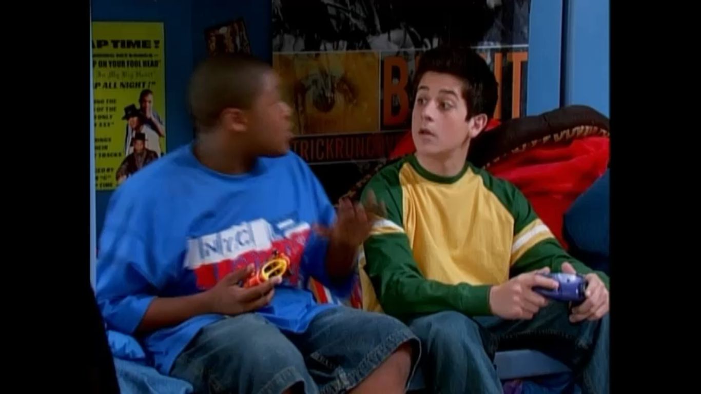 David Henrie in That's So Raven, episode: Where There's Smoke