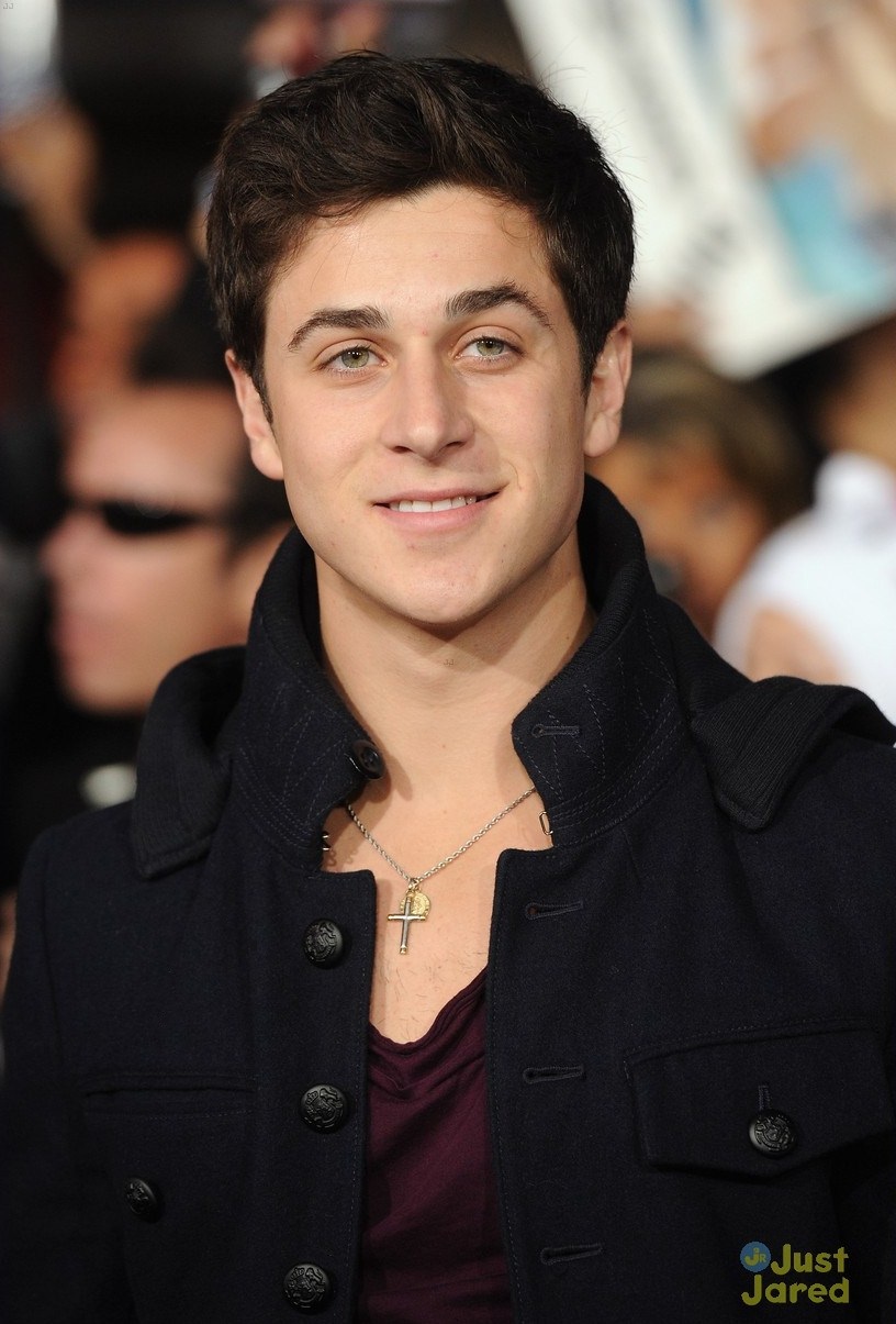 General photo of David Henrie